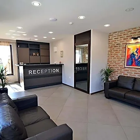 La Casa 3* Dorkovo